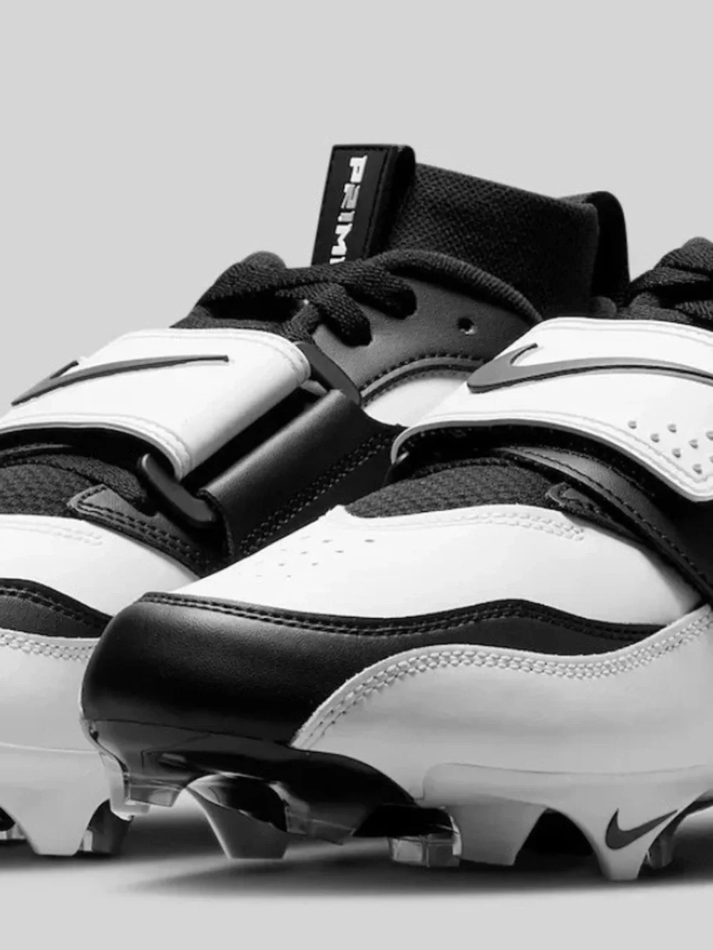 Nike Men's Diamond Turf 93 TD (new in box, no tags)